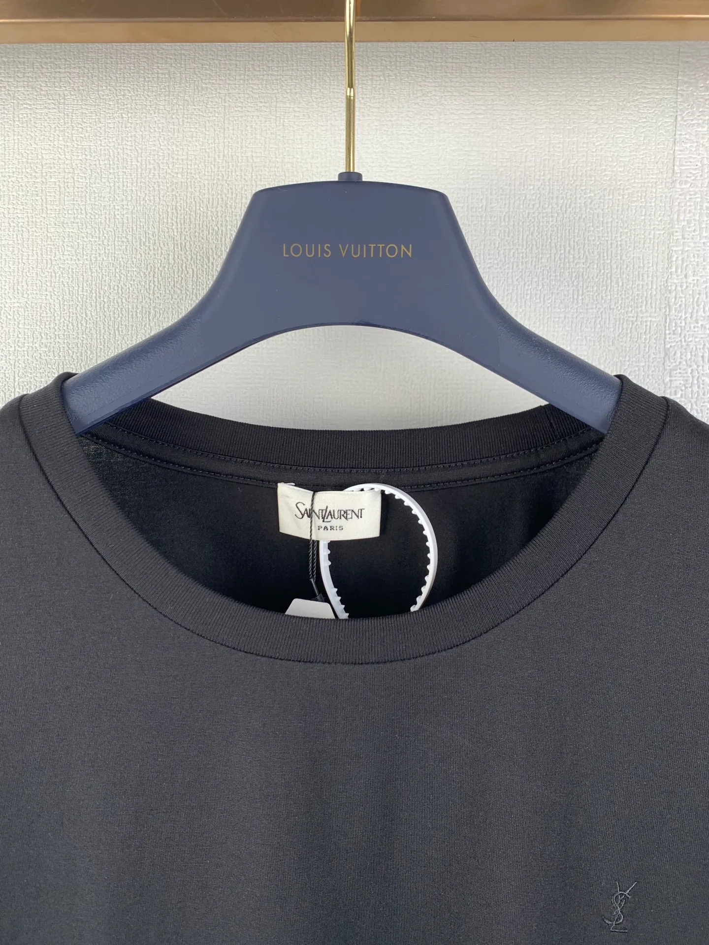 SAINT LAURENT Classic T Authentic 2322 ，50 170 ，1*1 280 ， ， ， 1：1 ， Size：S M L XL